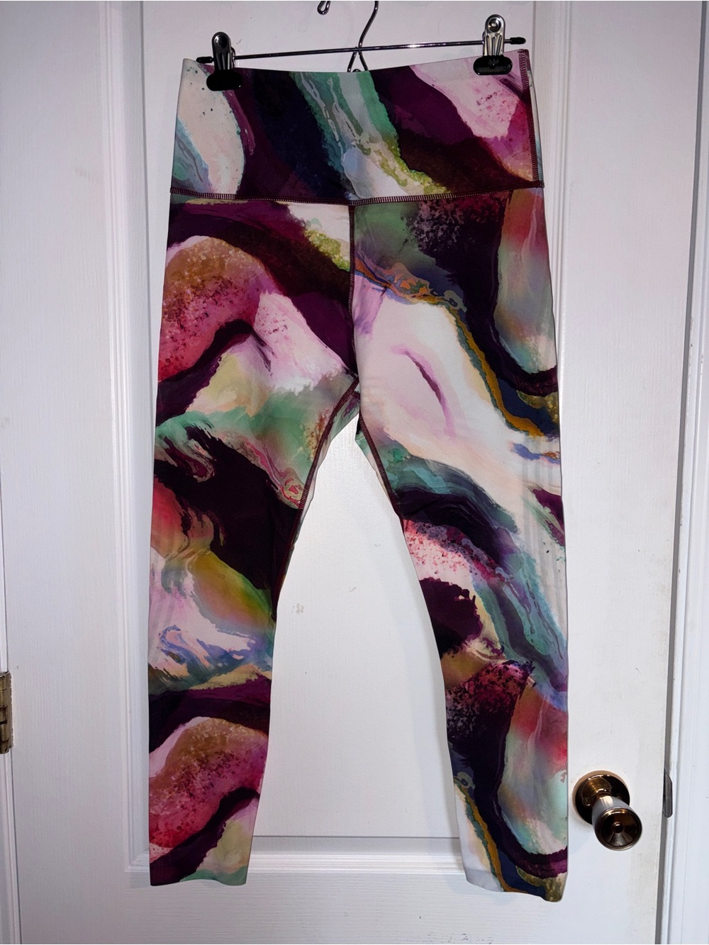 knix High-Rise Marble-Print Leggings in Purple, Green & Pink